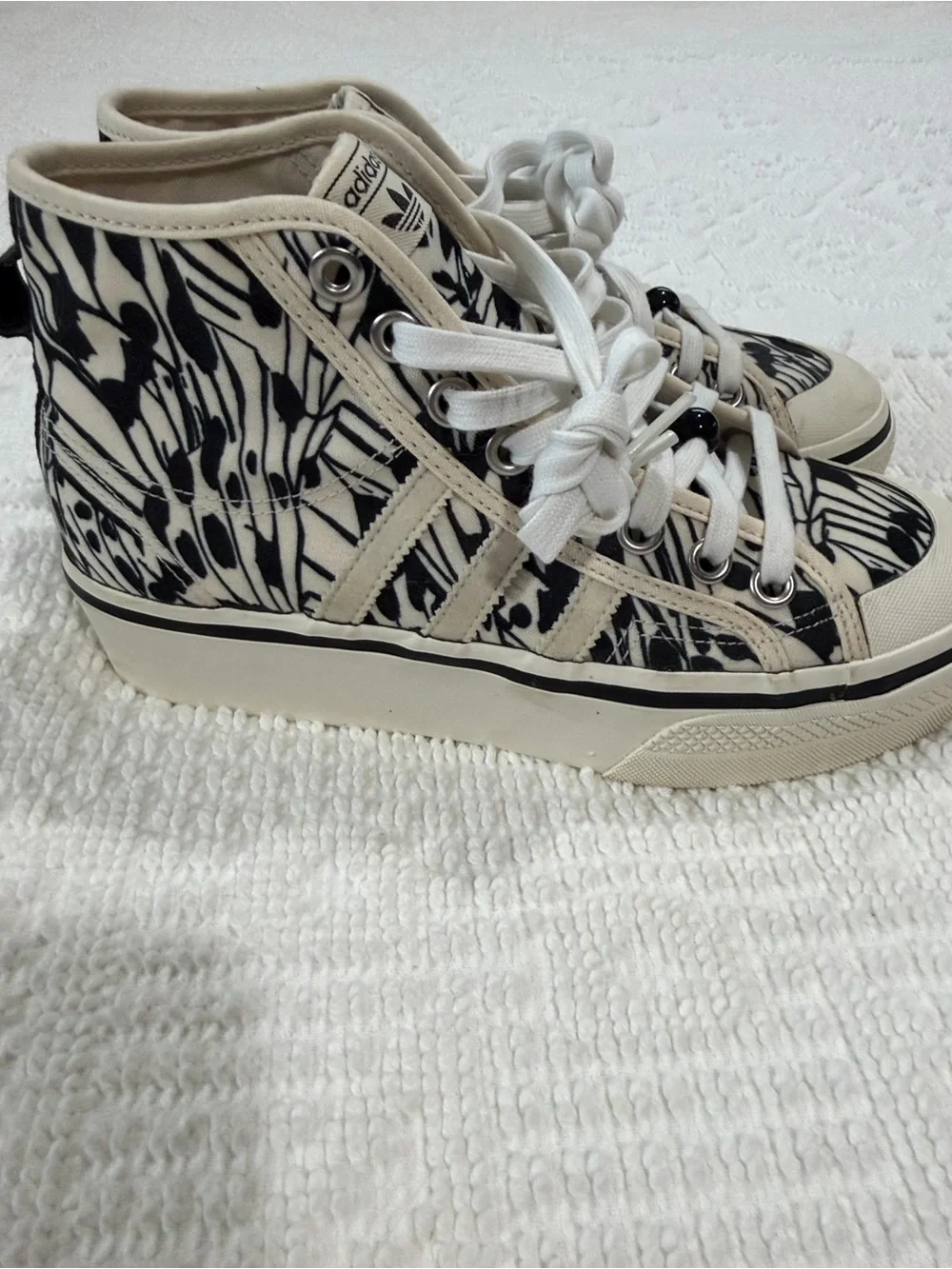adidas “Nizza” platform mid -Top Sneakers